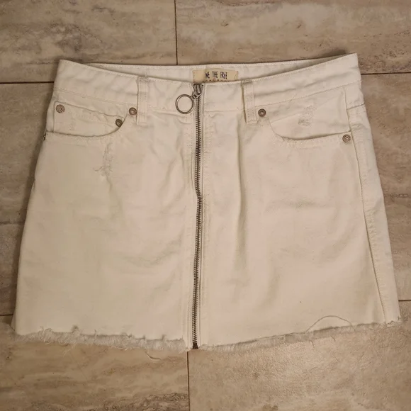 We The Free "Zip It Up" Vintage Denim Mini Skirt by Free People Sz: 4/27 Cotton - Picture 2 of 13